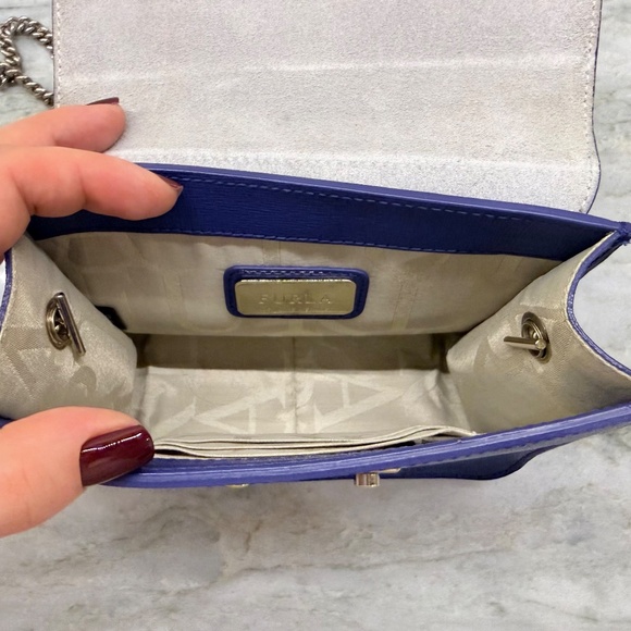 FURLA Navy Blue Crossbody With Gold Chain Strap - Picture 8 of 12